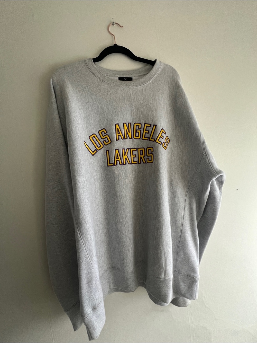 Gray Los Angeles Lakers Crewneck Sweatshirt